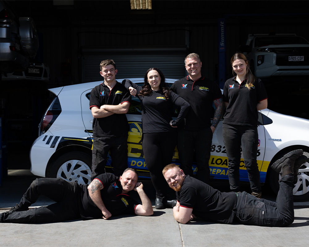 Down South Car Repairs | Our team of expert mechanics in Lonsdale South Australia Down South Car Repairs | Our team of expert mechanics in Lonsdale South Australia