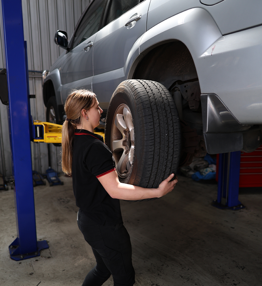 New Tyre Replacements Lonsdale | Down South Car Repairs