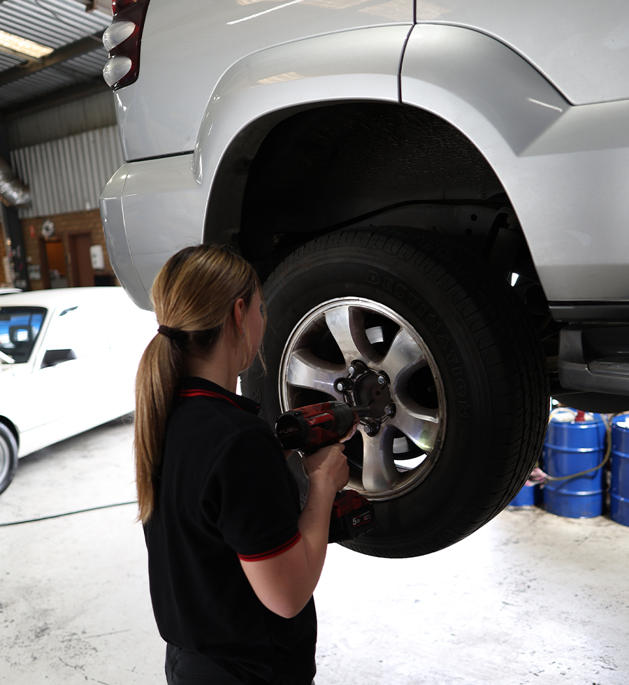 Tyre Replacement Lonsdale | Down South Car Repairs